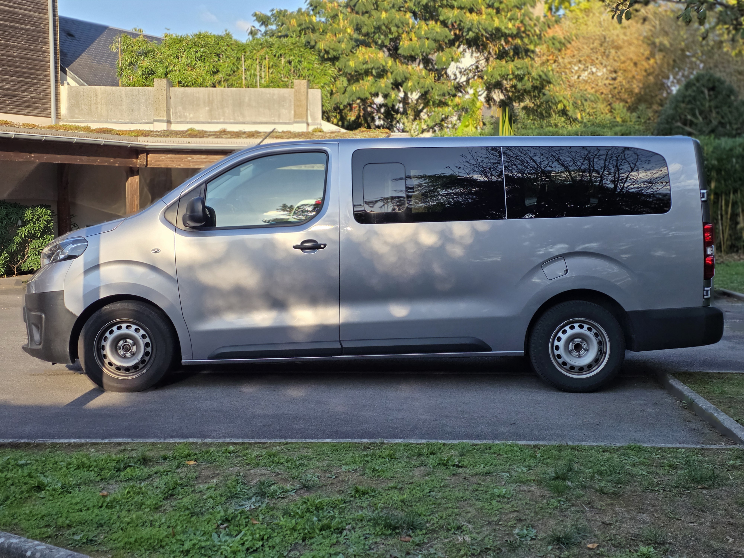 TOYOTA PROACE LONG – 2.0 D-4D 144ch BVM6 Finition DYNAMIC